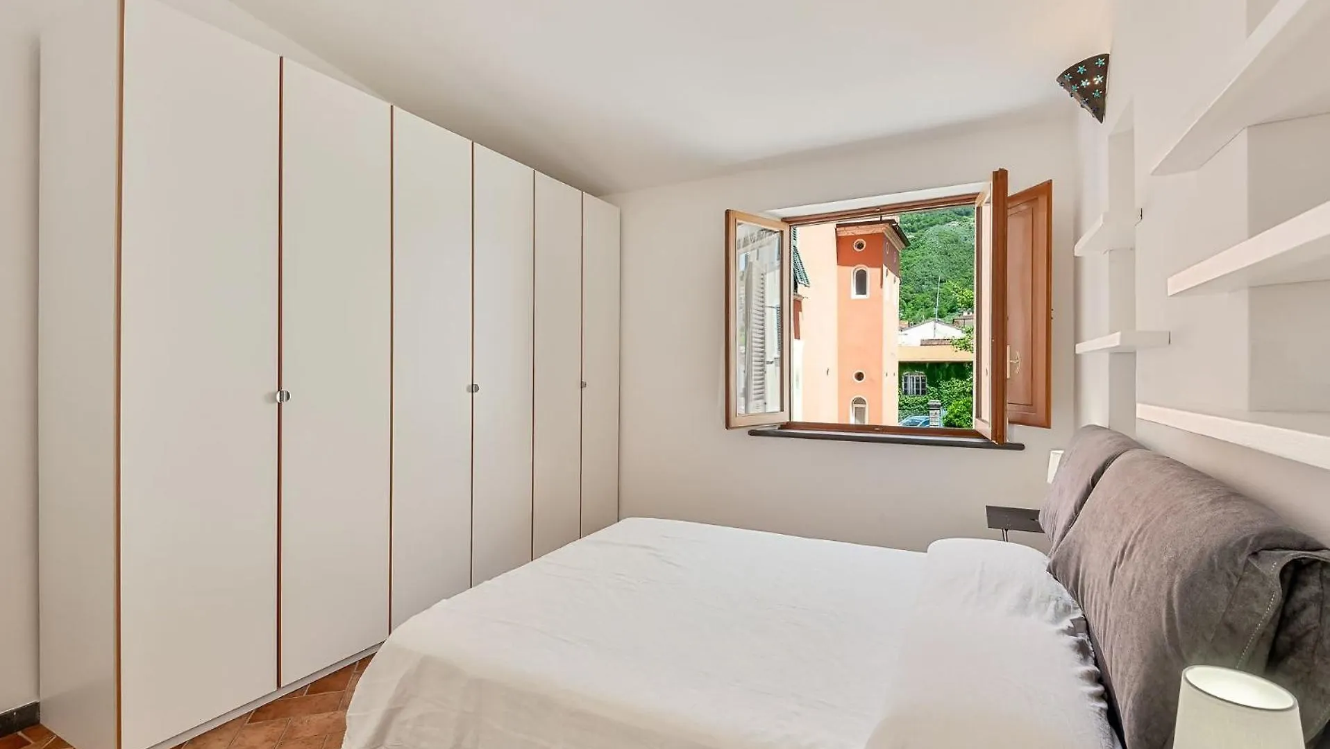 Appartamento Anna Eleganza E Confort In Centro Pietrasanta